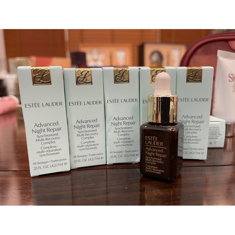 Tinh chất phục hồi da ban đêm Estee lauder Advance Night Repair mini mẫu mới và cũ