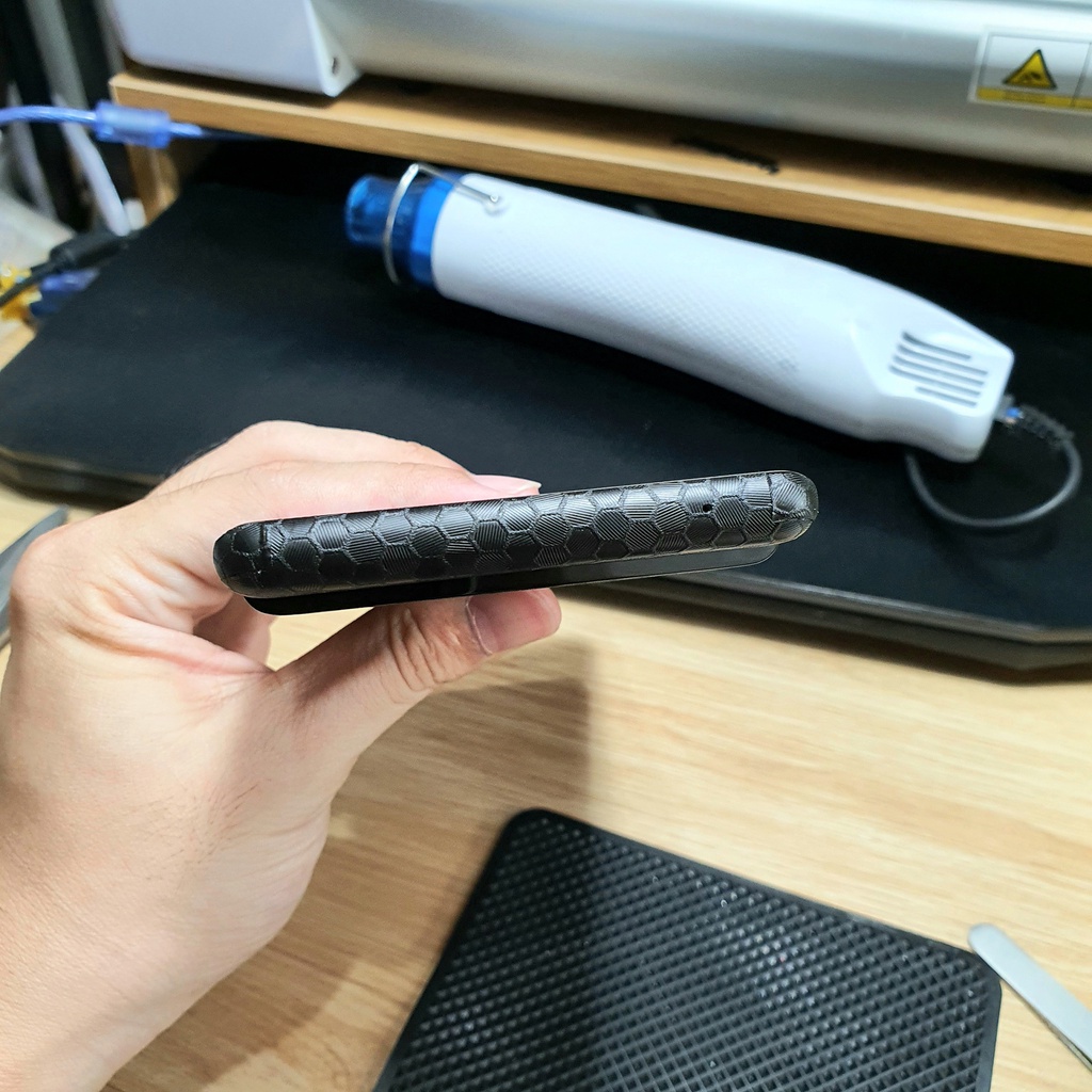 Miếng dán skin Google Pixel 6 / Google Pixel 6 Pro Oracal Honeycomb lưng full viền