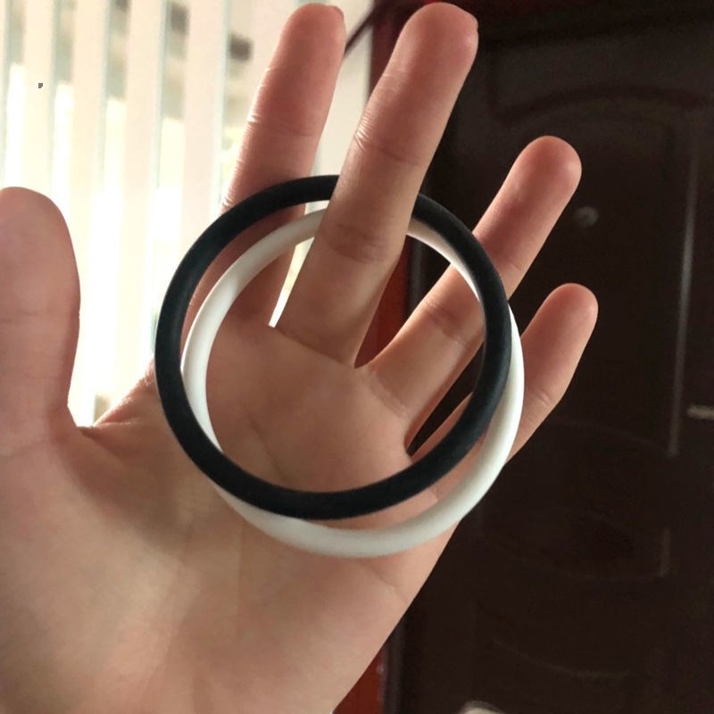 Gd Vòng Tay Silicon Màu Trắng Đen Phong Cách Bigbang Kwon Zhilong Đường Phố Hàn Quốc Dễ Phối Đồ Cho Nam Và Nữ Haobing Boutiqu