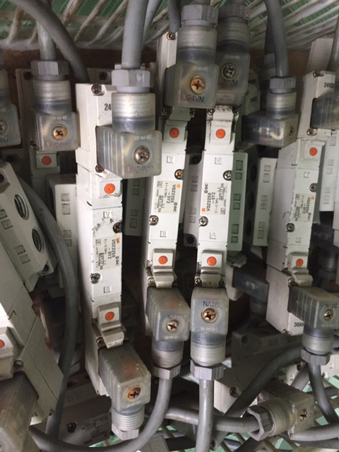 Van điện 5/2 24v DC 2 cuộn từ cũ xịn rẻ