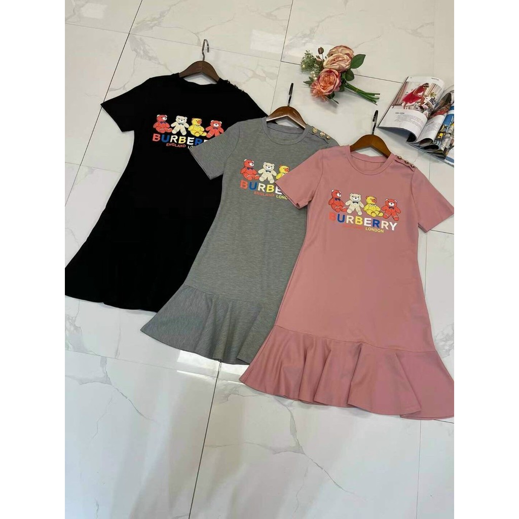 HÀNG QC - ĐẦM SUÔNG THUN ĐUÔI CÁ HỌA TIẾT GẤU SIÊU CUTE - ZCT136365