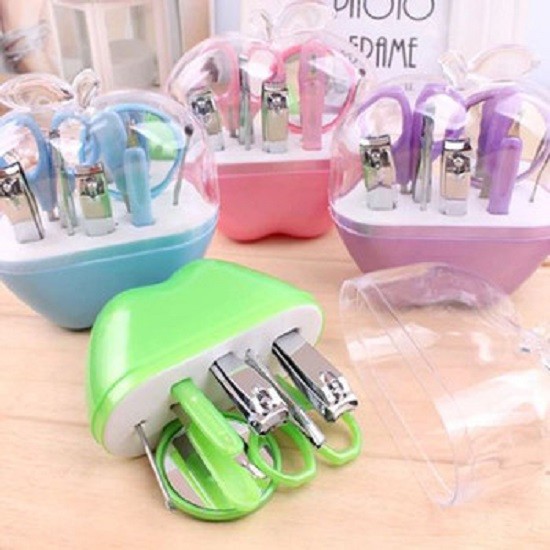Bộ cắt móng tay 9 món hình quả táo siêu xinh cho các bé