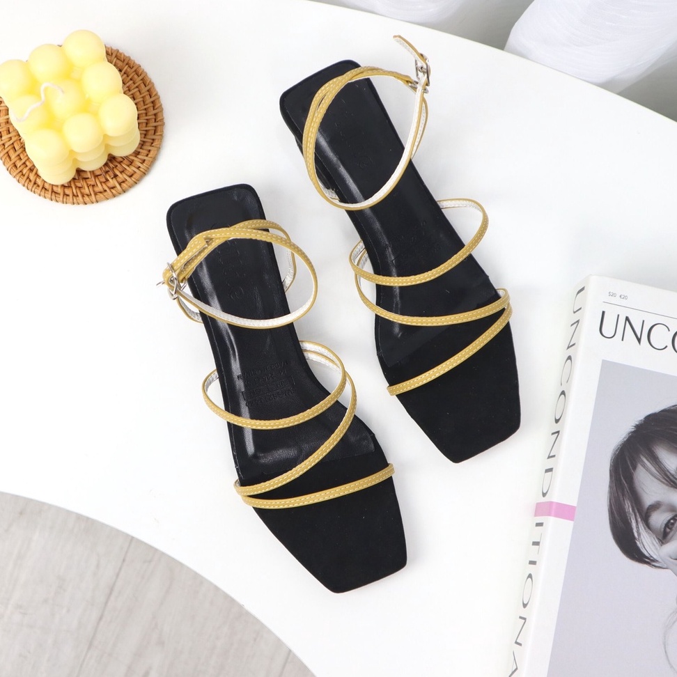 Giày sandal dây mảnh xinh xắn cao 2cm mang đi biển đi làm dạo phố 1064