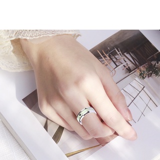 Nhẫn thép titan dạ quang độc đáo