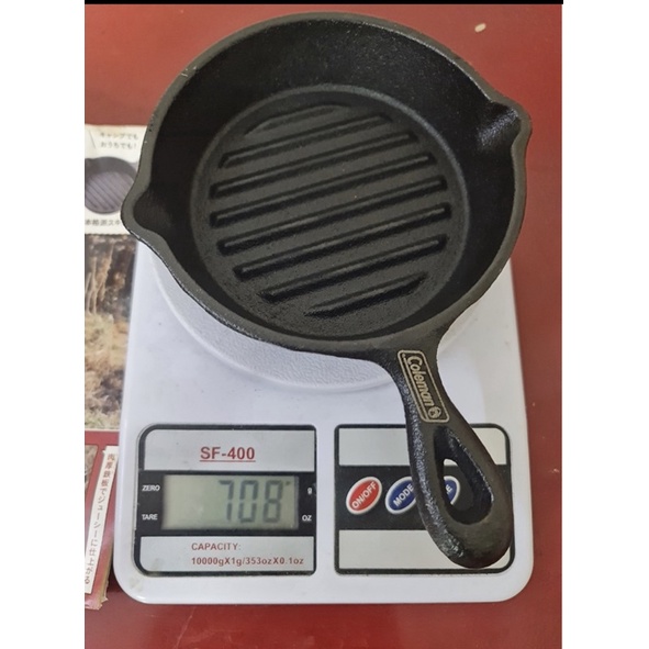 Chảo gang Coleman Skillet Brand Book #4