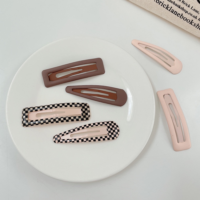 Kẹp tóc họa tiết kẻ ô trắng đen thời trang Hàn Quốc