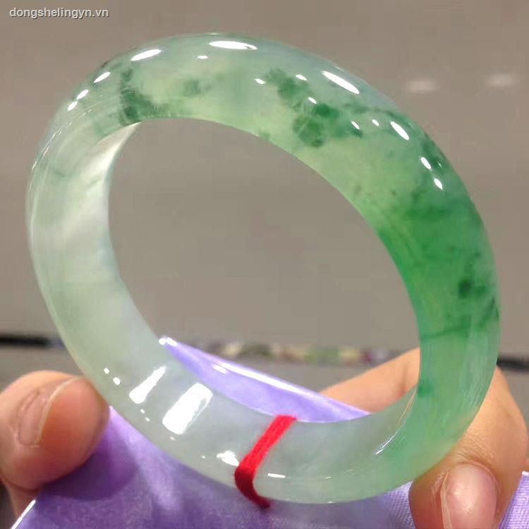 Vòng Tay Ngọc Bích Màu Xanh Lá Nhạt Kiểu Dáng Đơn Giản Xinh Xắn