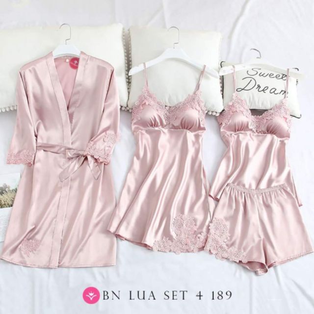 (Sẵn) BỘ NGỦ LỤA SEXY 4 CHI TIẾT KÈM VIDEO & ẢNH THẬT | BigBuy360 - bigbuy360.vn