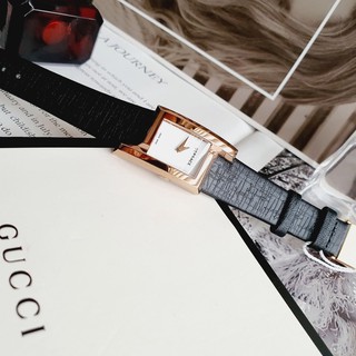 Đồng hồ nữ Versace Greca Icon