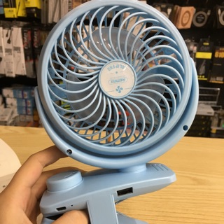 Quạt mini tích điện để bàn Remax f21 chính hãng