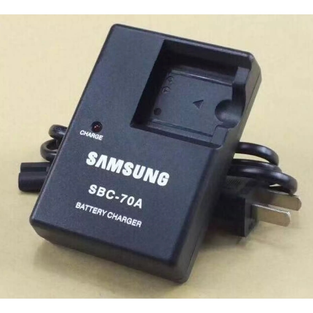 Sạc máy ảnh Samsung SBC-70A  - Hàng nhập khẩu