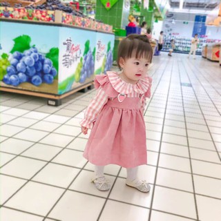 Váy dâu tây xinh xắn