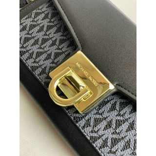 VÍ CẦM TAY SIÊU SANG ( còn đen)