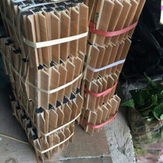 LƯỢC CHẢI CHẤY BẰNG GỖ