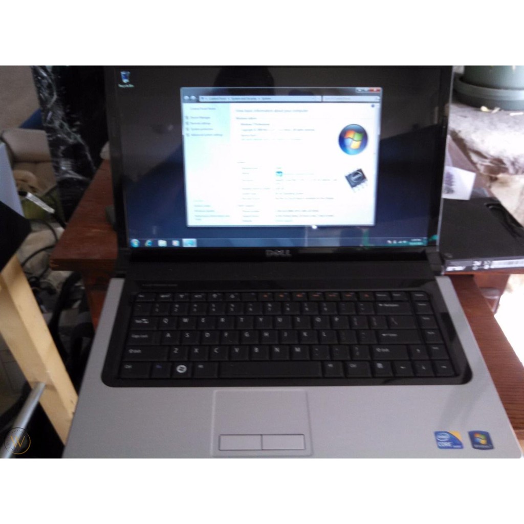 Laptop Dell Studio 1557 Core i7-Q720/Ram 8GB/ SSD 240GB/ LCD 15.6″Inch/ VGA Rời đồ họa ATI Radeon