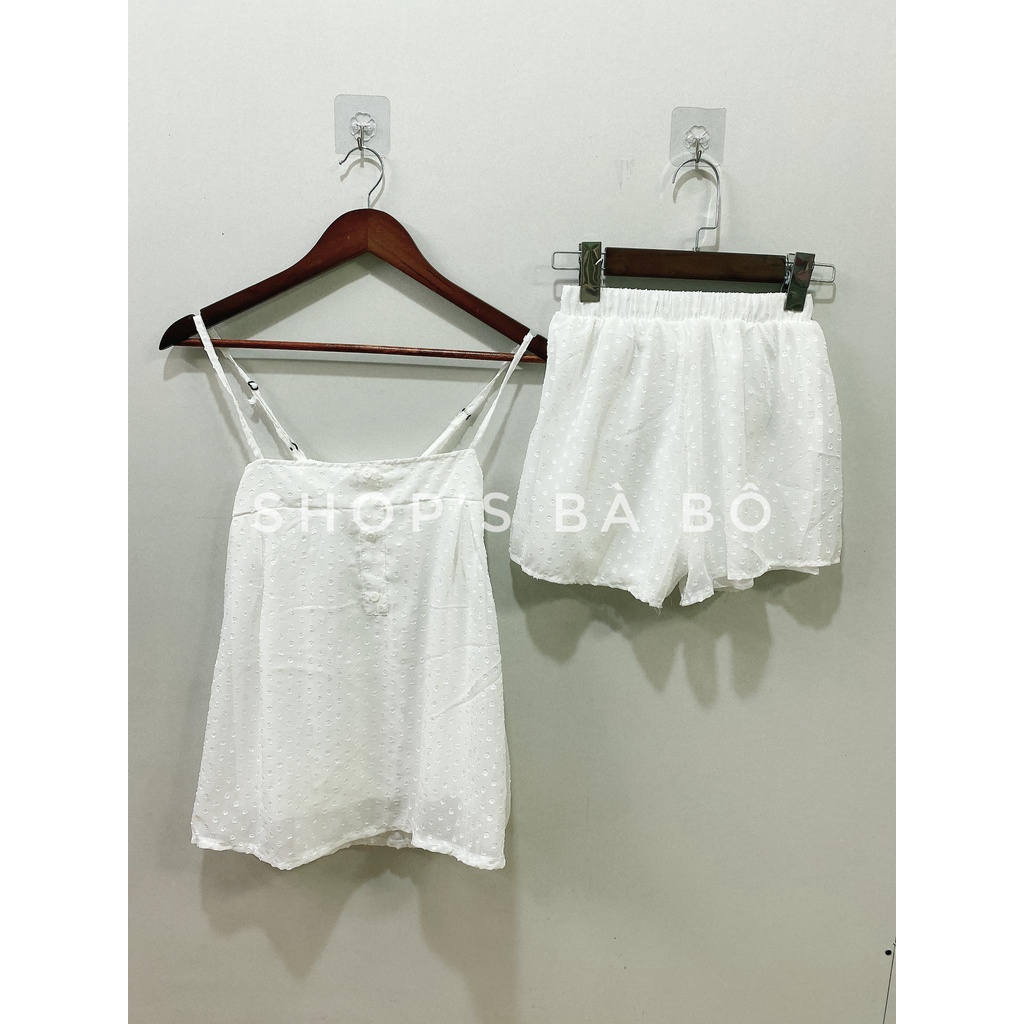 Set hai dây vải voan cho nữ mặt đi chơi, có hàng nút trước ngực, áo có dây tăng đưa điều chỉnh, mẫu siêu xinh