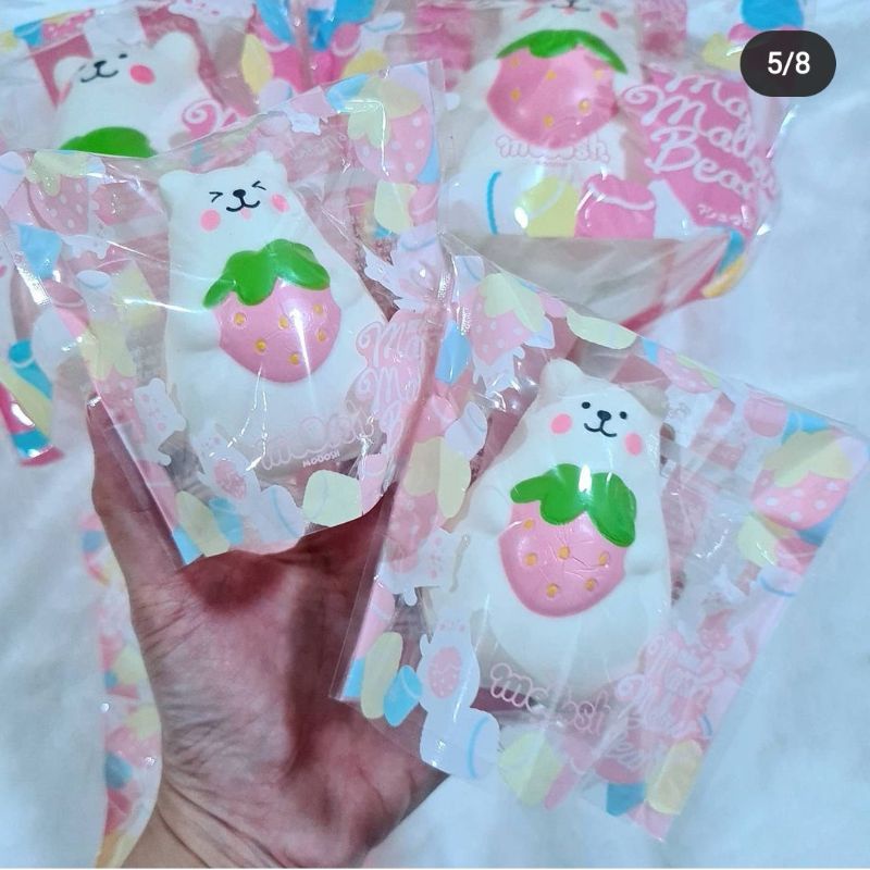 Đồ chơi Squishy Gấu Trắng Ôm Dâu Ibloom