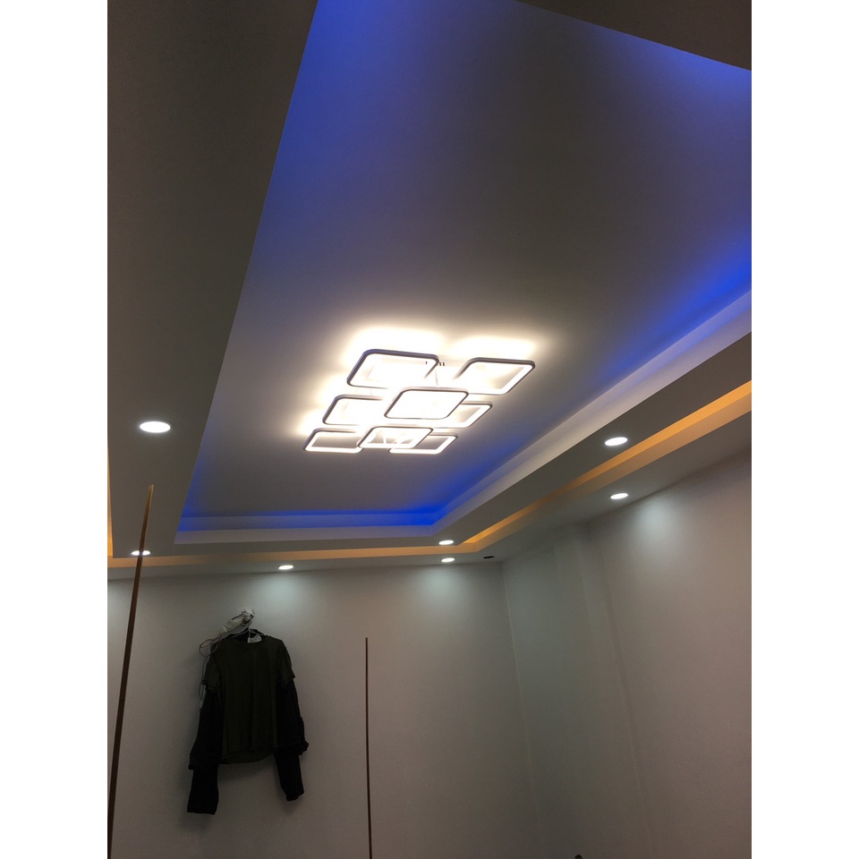 Đèn ốp trần mâm Led 8 cánh hình chữ nhật có điều khiển từ xa thay đổi màu ánh sáng 3 chế độ