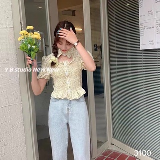 Áo sơmi hoa khoét ngực