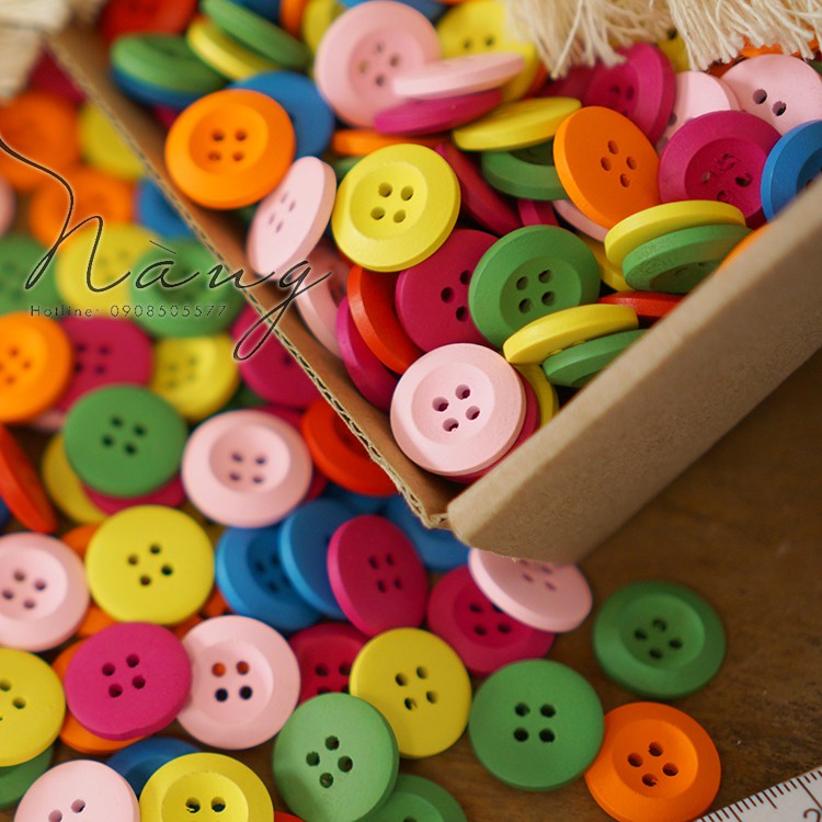 Nút gỗ trang trí nhiều màu, gỗ tự nhiên - size 18mm