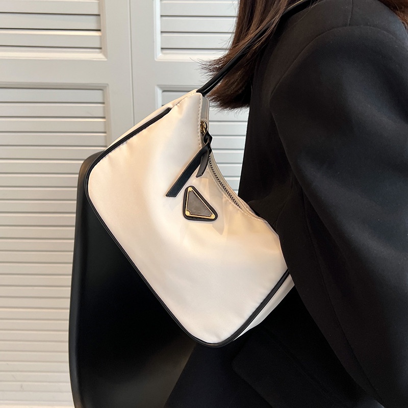 Túi Đeo Vai Dễ Phối Đồ Phong Cách Thể Thao Thời Trang Cho Nữ