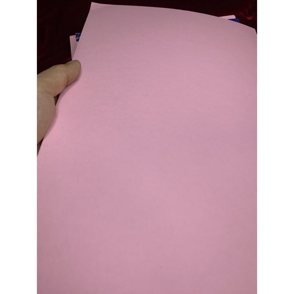 1 tờ giấy bìa A4 màu hồng