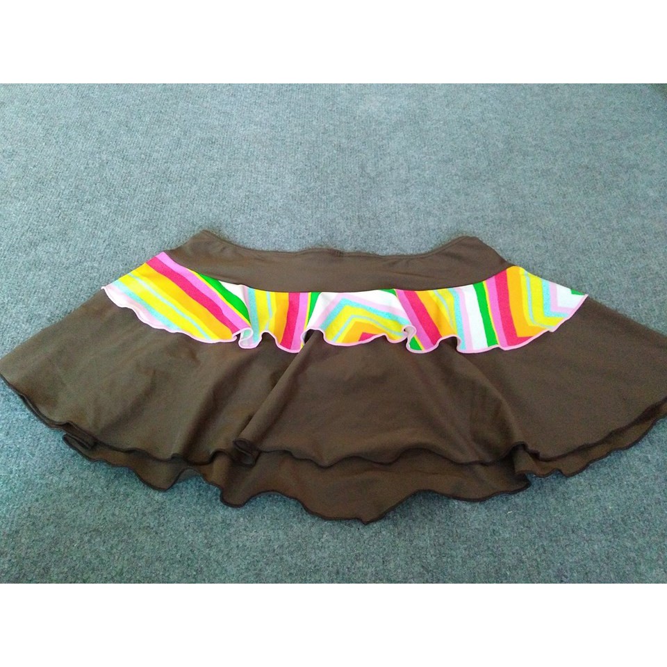 Váy bơi nâu (ko có quần trong). Hàng Korea. Sz XL. V2 co giãn từ 68-94cm vừa. Thun bơi xịn. Mới 90%. Giá 70K. | BigBuy360 - bigbuy360.vn
