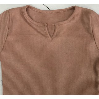 Áo cổ V croptop