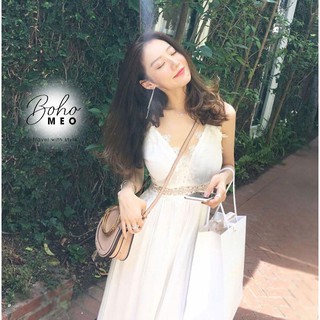 Jumpsuit dài trắng viền ren hoa eo