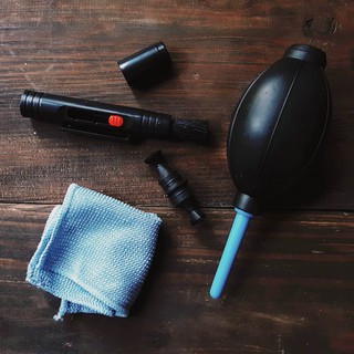 Bộ dụng cụ vệ sinh máy ảnh