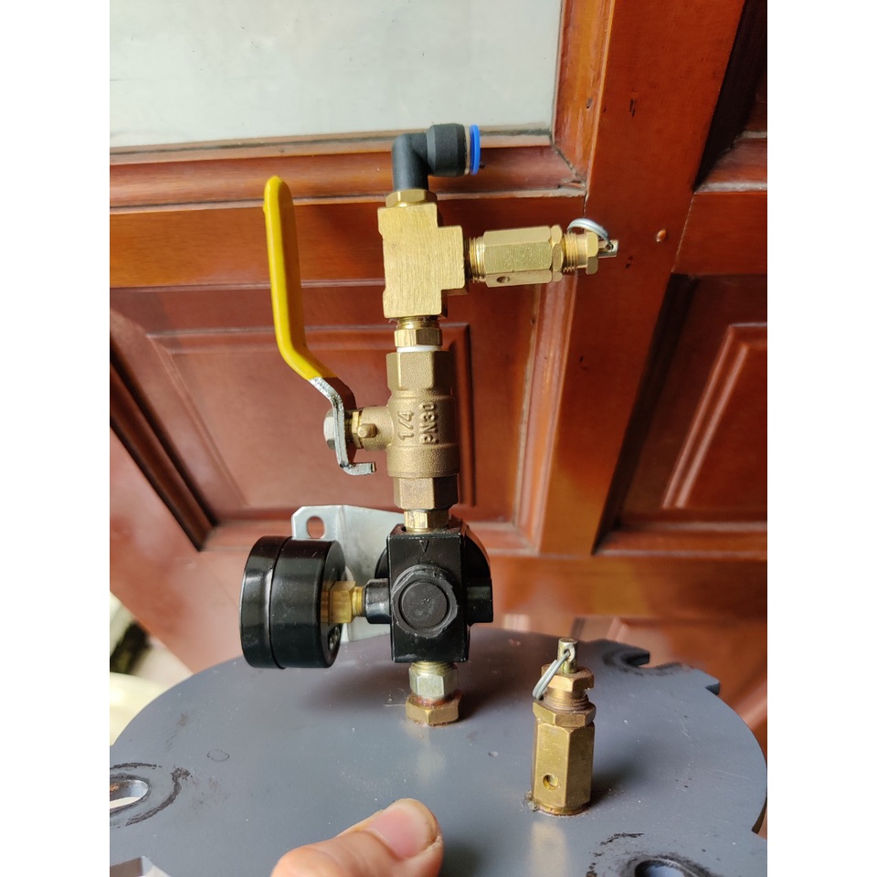 Bộ van điều áp khí nén lắp thùng ren 13mm