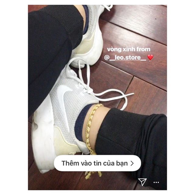 Lắc chân siêu xinh