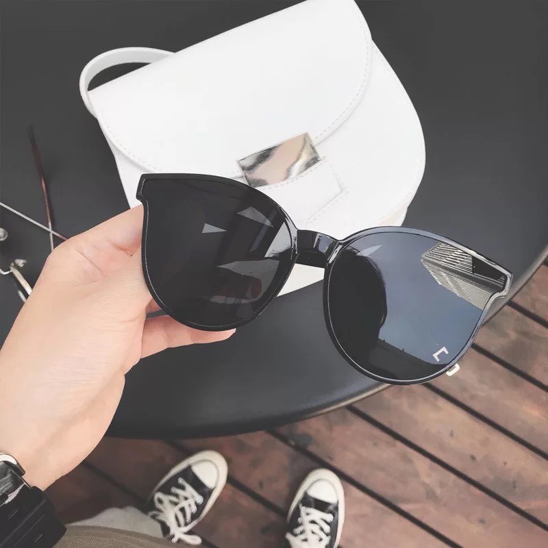 KÍNH RÂM CHỮ V MẮT TRÒN | BigBuy360 - bigbuy360.vn