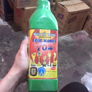 Nước tẩy trắng cực mạnh 702-1l