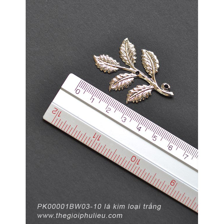 PK00001BW03-10 lá kim loại trắng