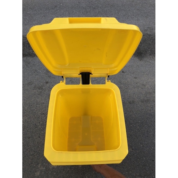 *GIẢM GIÁ SỐC*Thùng rác nhựa công cộng 60L, Thùng rác nhựa công nghiệp 60L, Thùng rác nhựa HDPE 60L có 4 bánh xe