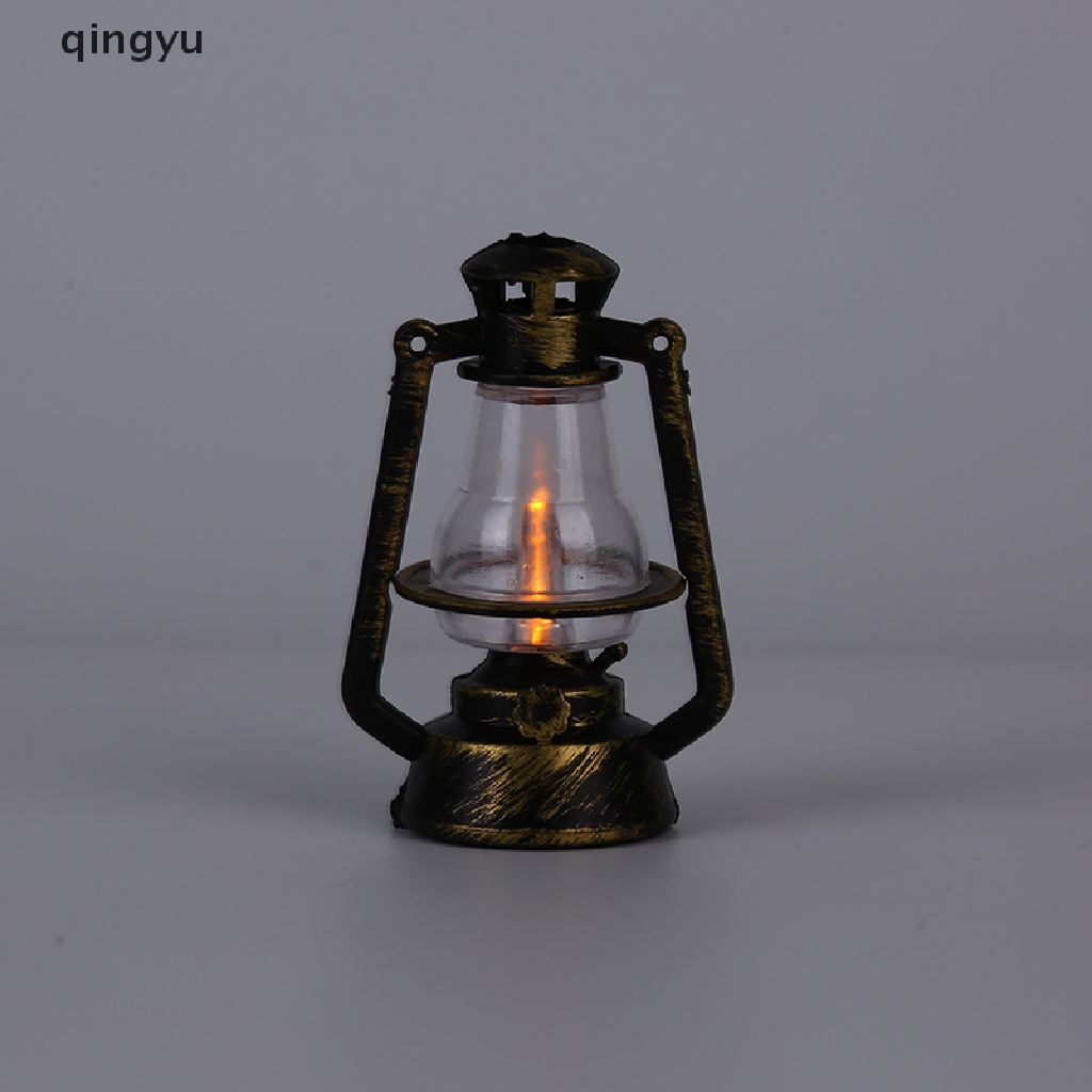 Mô Hình Đèn Dầu Màu Đen Mini Tỉ Lệ 1: 12 Dùng Trang Trí Nhà Búp Bê