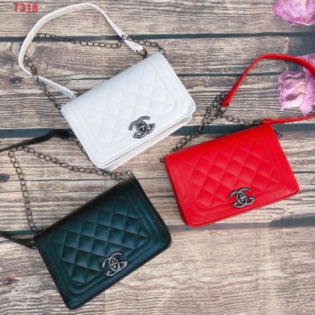 Túi đeo chéo Channel