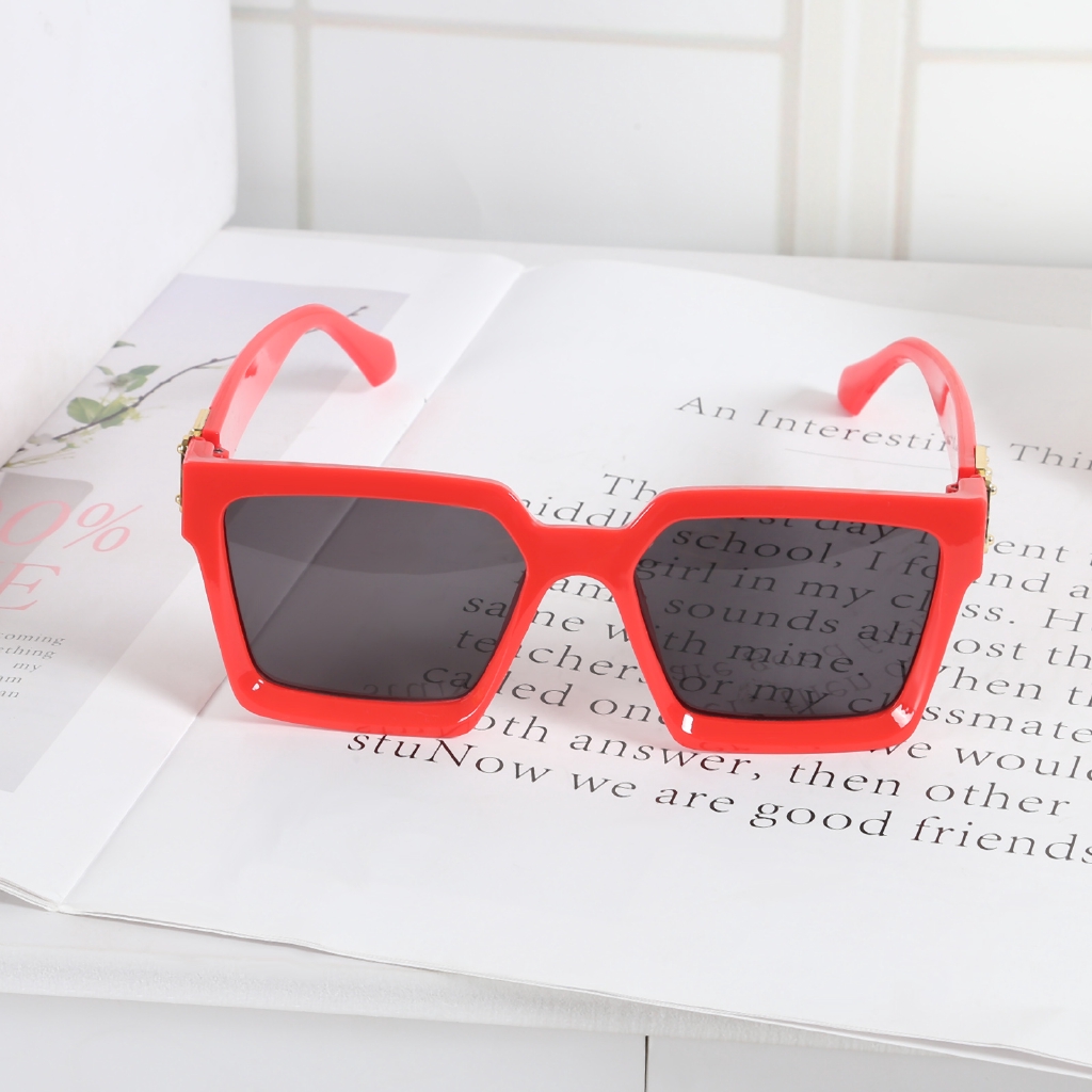 Kính chống nắng gọng vuông cỡ lớn thiết kế sang trọng thời trang cao cấp INS | BigBuy360 - bigbuy360.vn