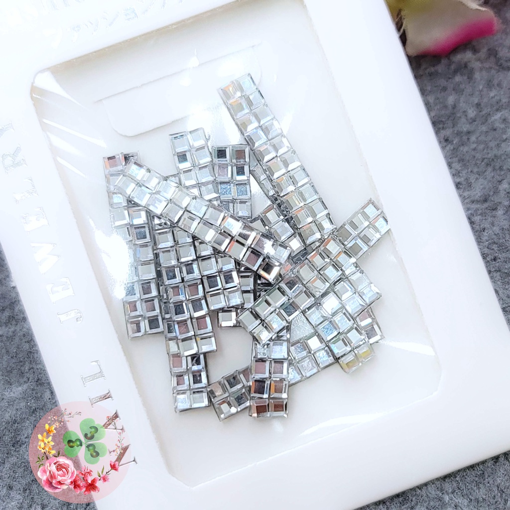 Mã N114 - Set phụ kiện , chuẩn chất lượng, đính dán móng, siêu sang chảnh.