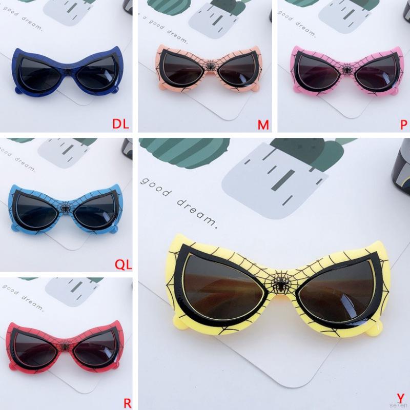 Kính mát phong cách Người Nhện dành cho các bé từ 2-8 tuổi