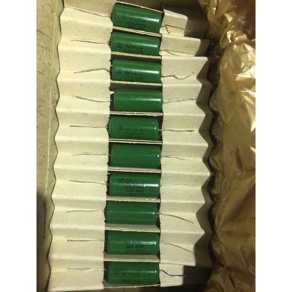 Tụ dầu nối tầng Nga 0,33 uf 250v mới nguyên seal