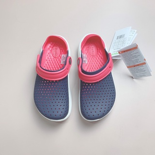 Sục crocs Literide - màu navy quai đỏ