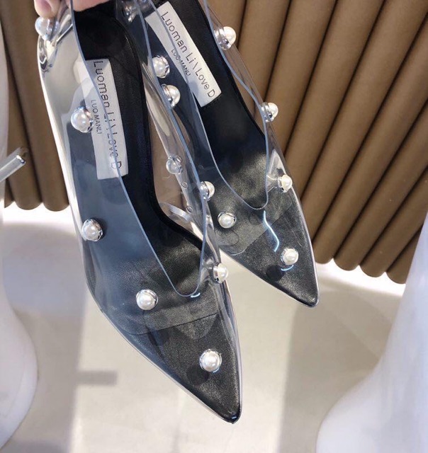 Giày trong suốt cao gót đính ngọc (chat trước check size ạ)