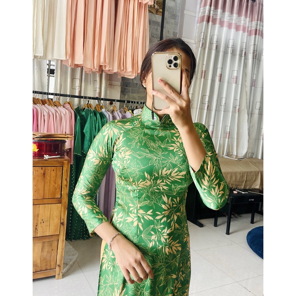 Áo dài lụa bóng Thái Tuấn họa tiết lá tre trúc xanh - Áo dài mẹ áo bà sui