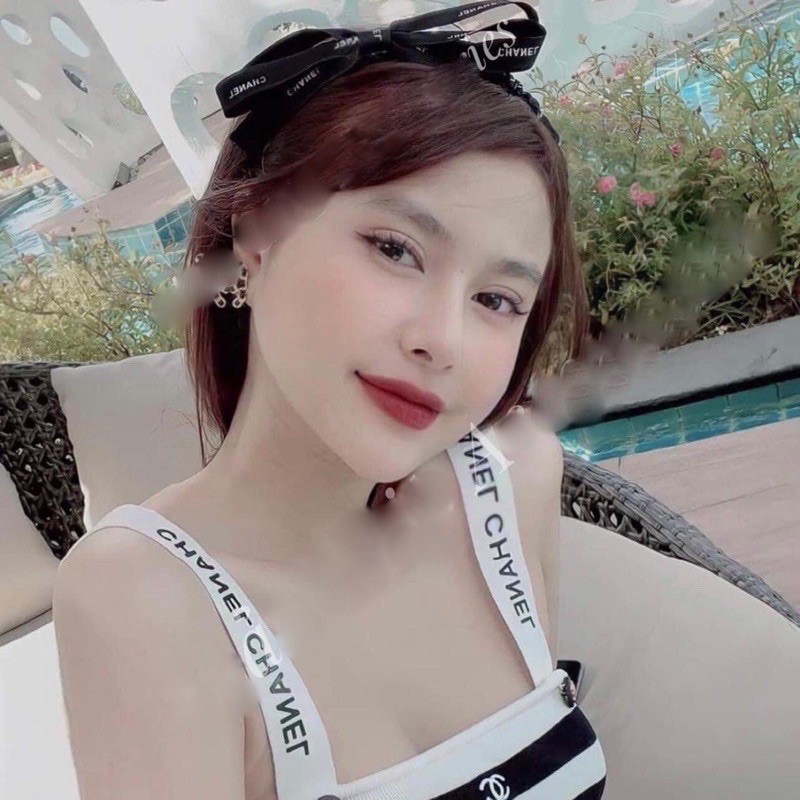 bờm tóc 𝘾𝙝𝙖𝙣𝙚𝙡 siêu hot 2 màu-cam kết hàng như ảnh 100%