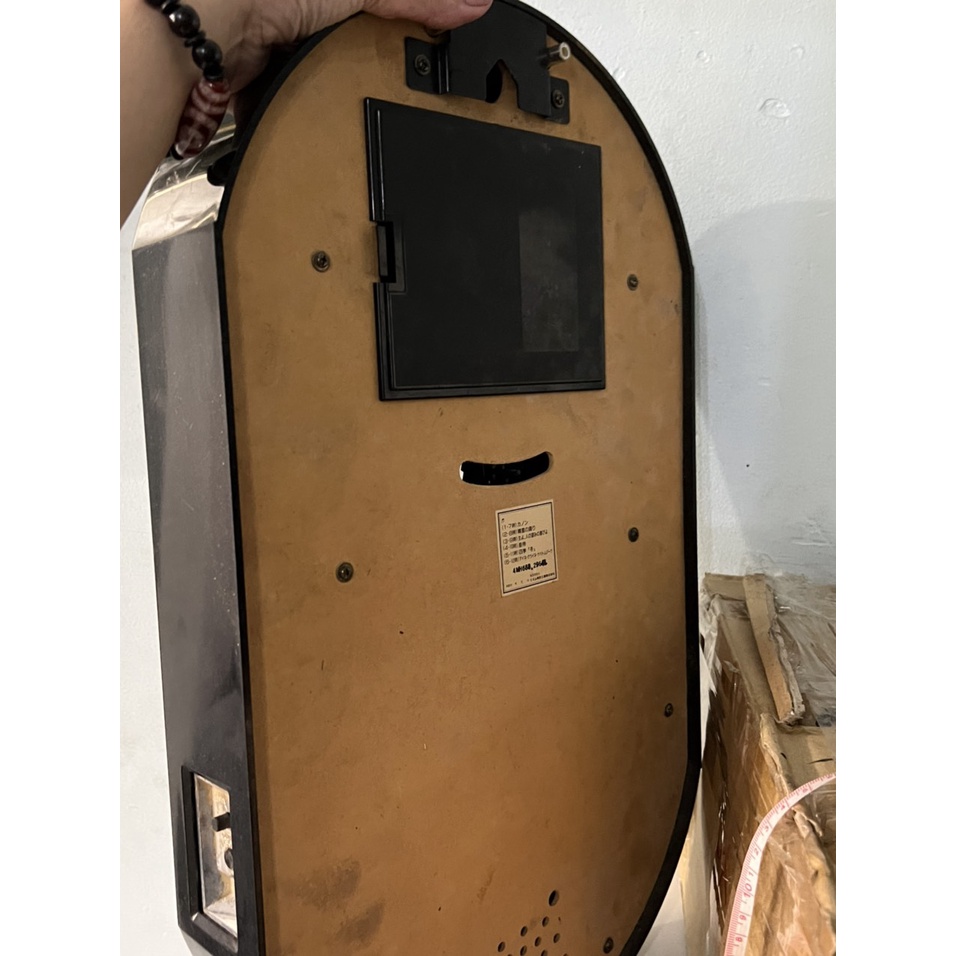 Đồng hồ treo tường Smallworld có nhạc , 4 chú lính gõ chuông vui nhộn