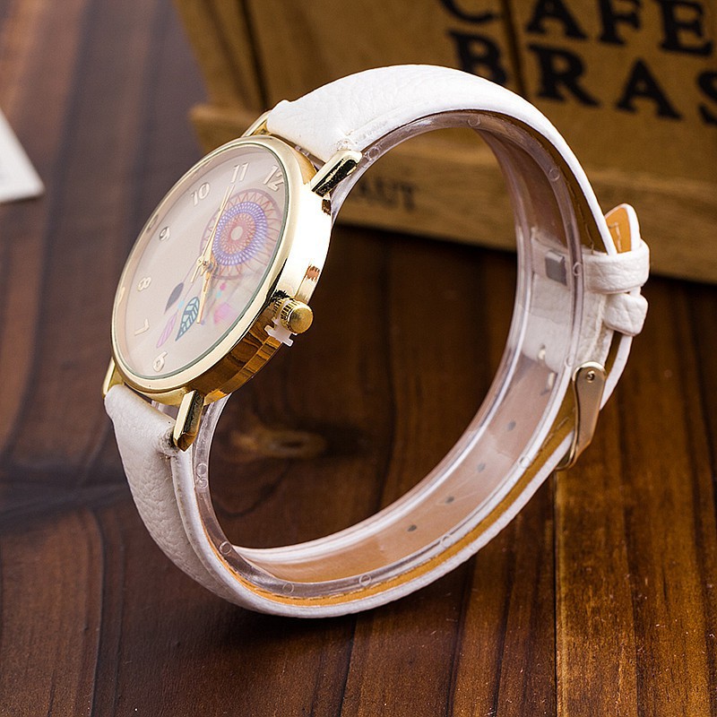 Đồng hồ thạch anh họa tiết dreamcatcher với thiết kế dây da 1635 | BigBuy360 - bigbuy360.vn