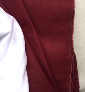 Vải linen bột màu đô mận.