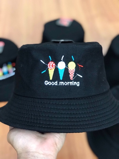 Bucket cây kem, nón vé số